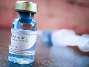 Fentanyl solution